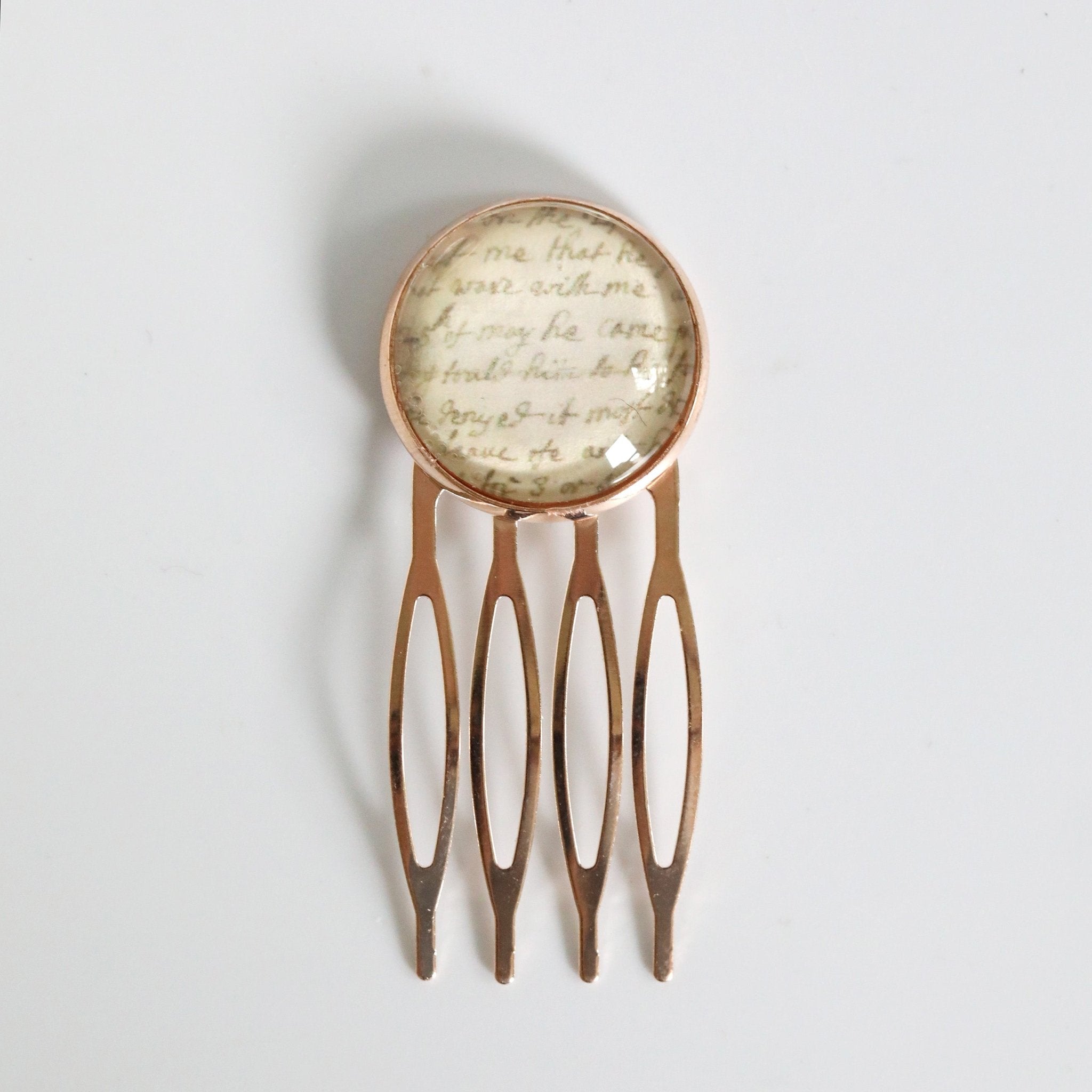Salem Cameo Hair Comb