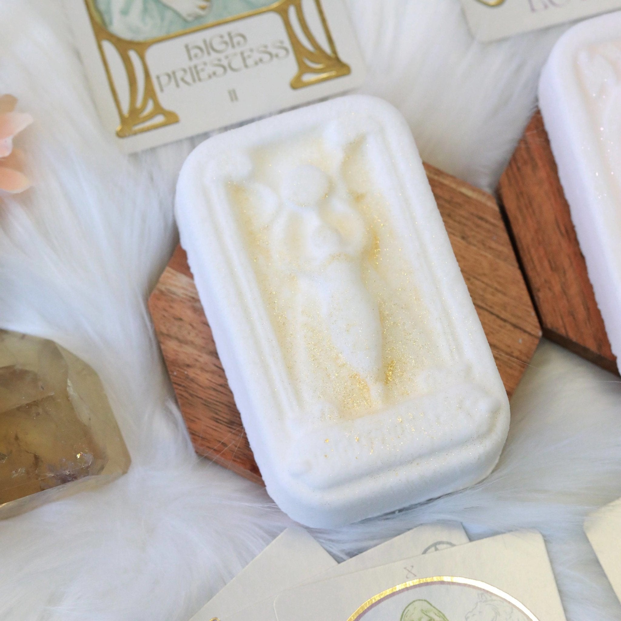 High Priestess Tarot Card Bath Bomb - The Gilded Witch