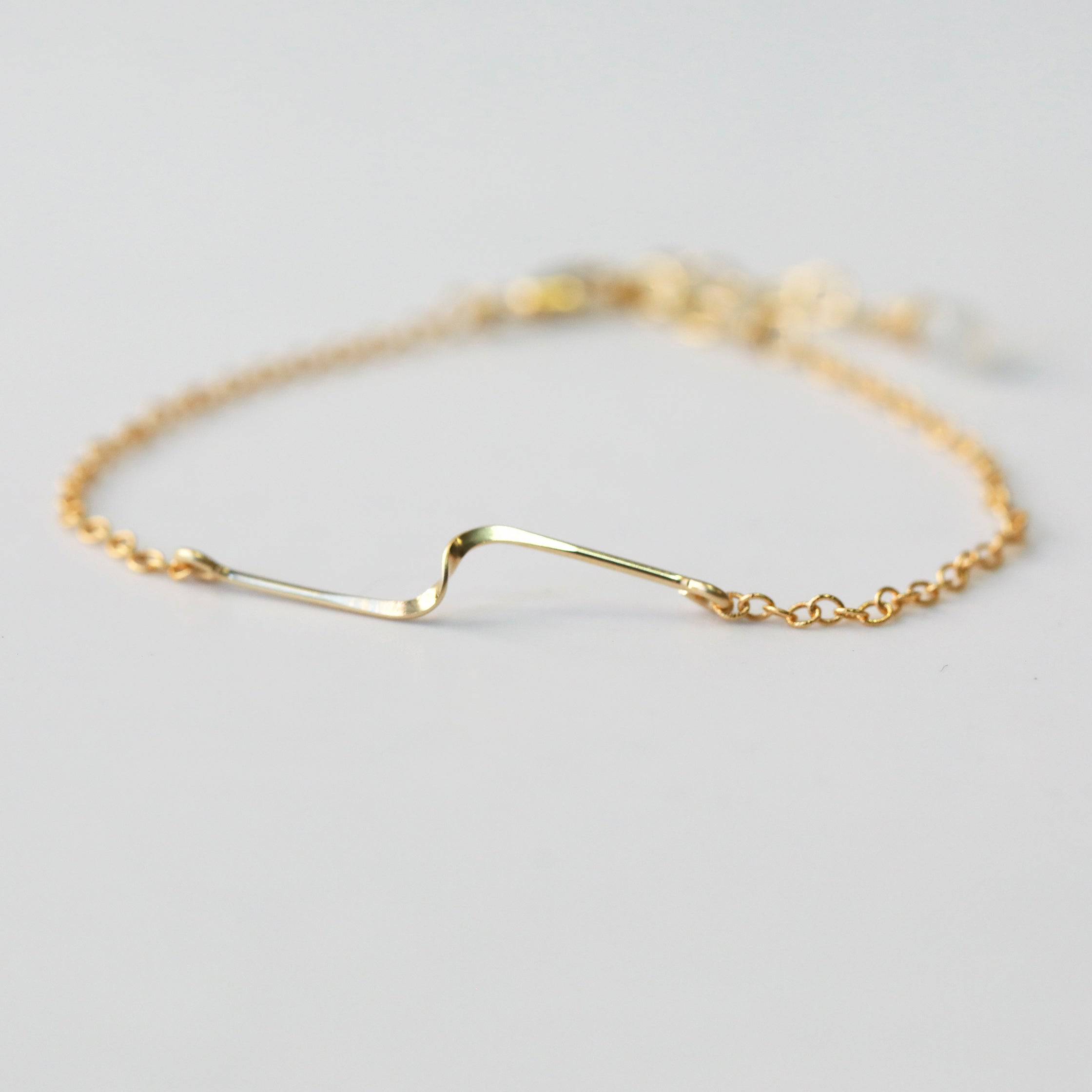 The Flow Bracelet - The Gilded Witch