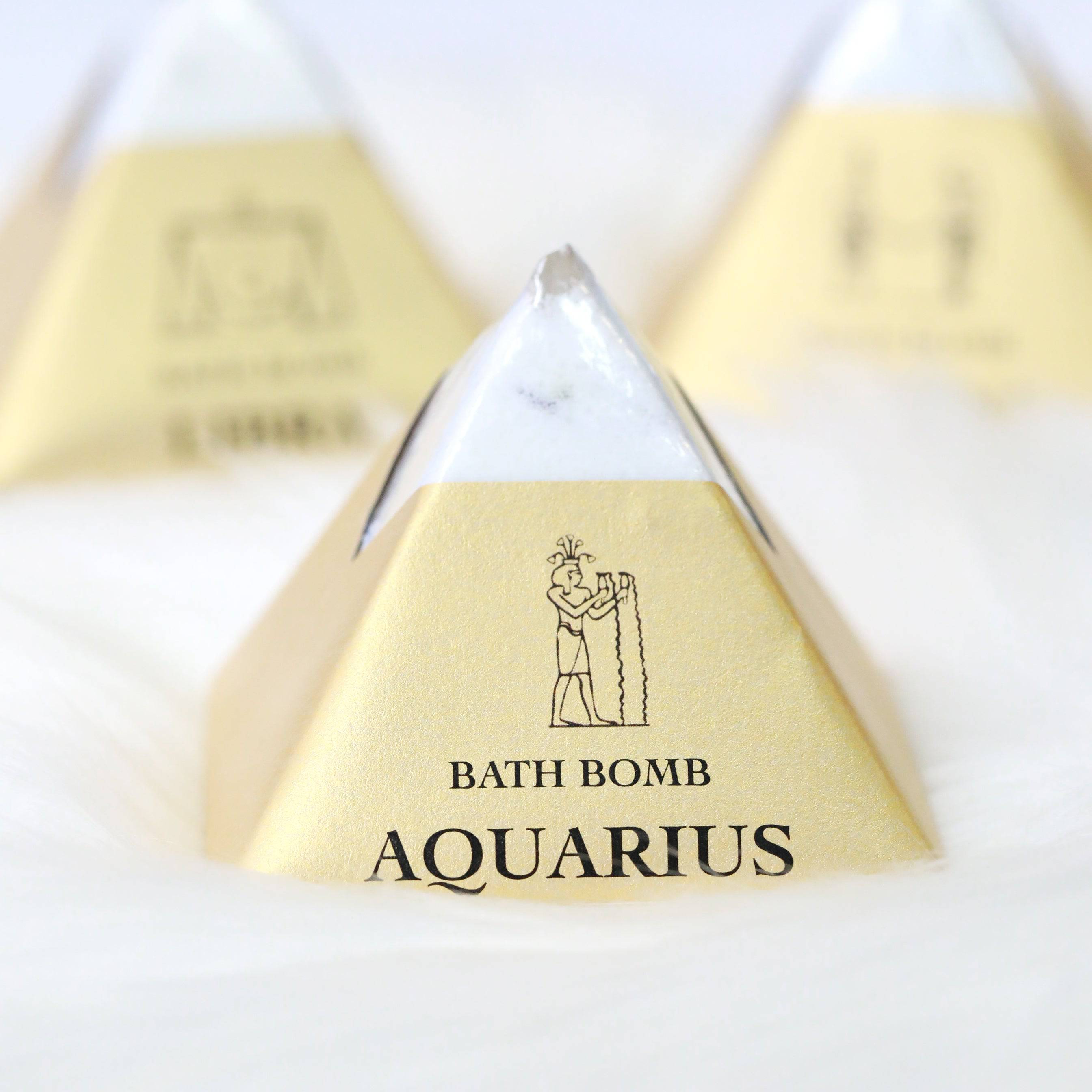 Aquarius Zodiac Sign Pyramid Bath Bomb - The Gilded Witch