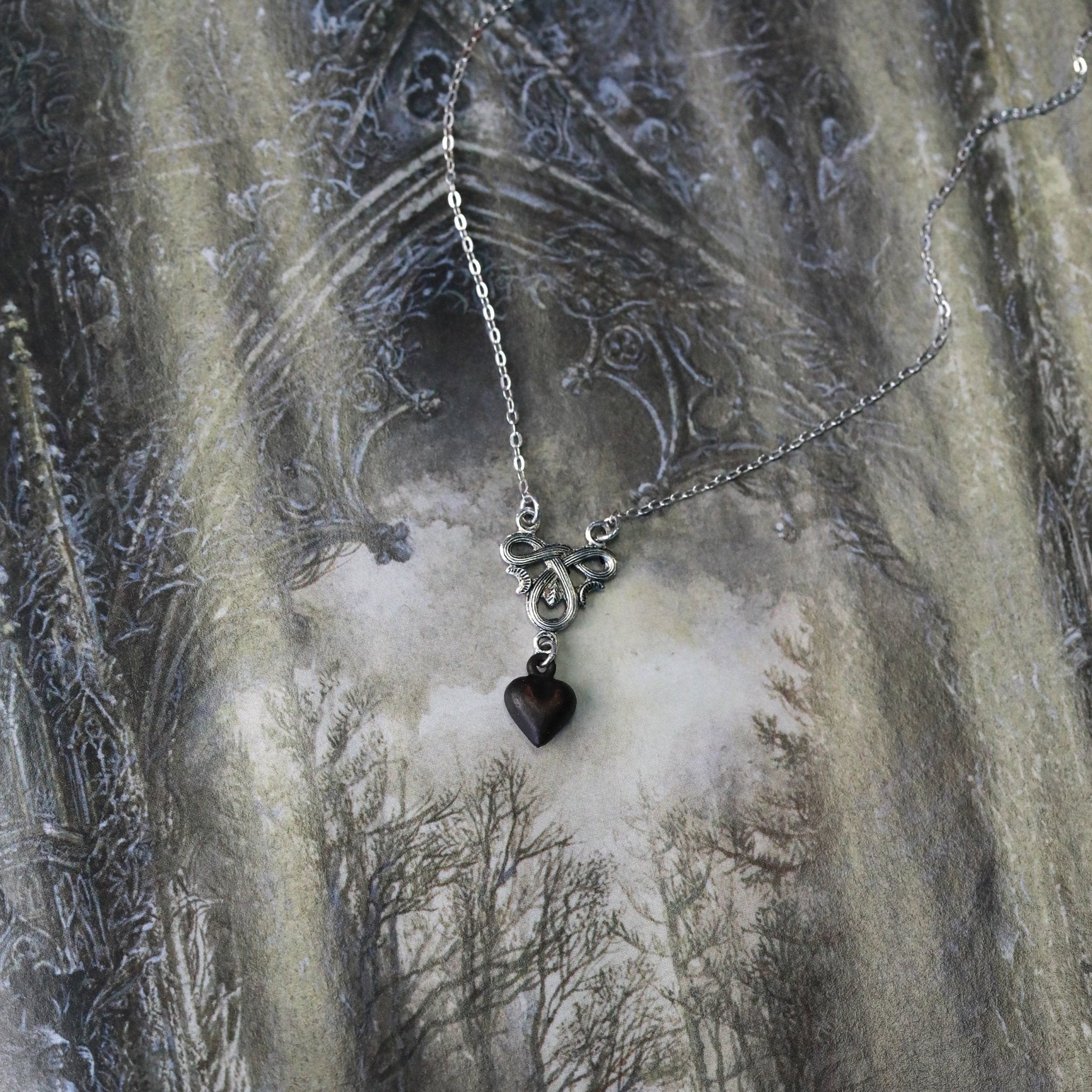 The Dark Heart Necklace - The Gilded Witch