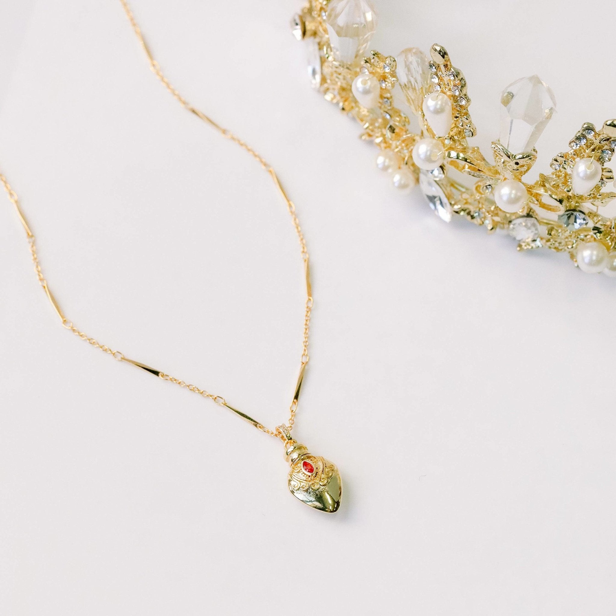 Elixer Necklace - The Gilded Witch