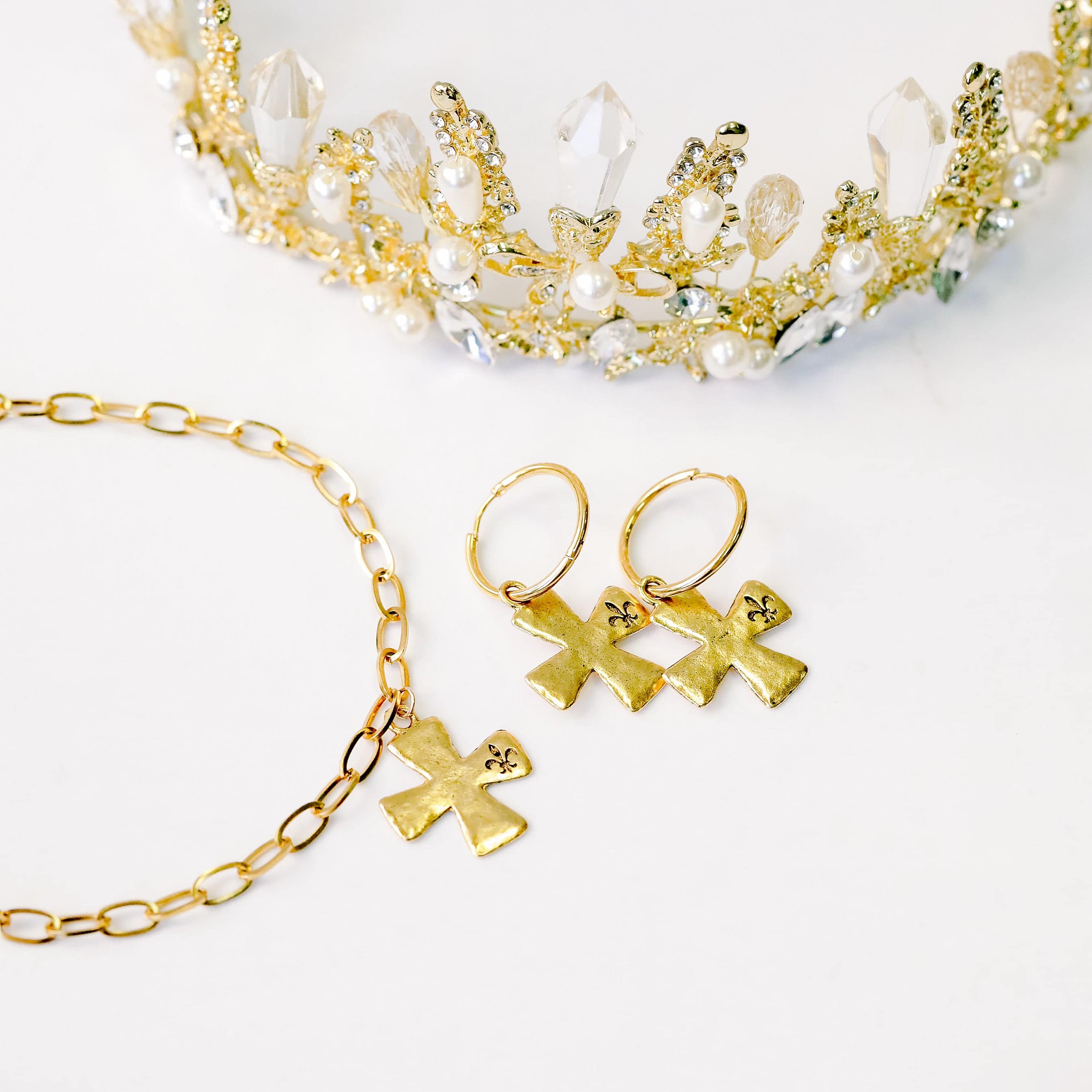 Paladin Necklace - The Gilded Witch