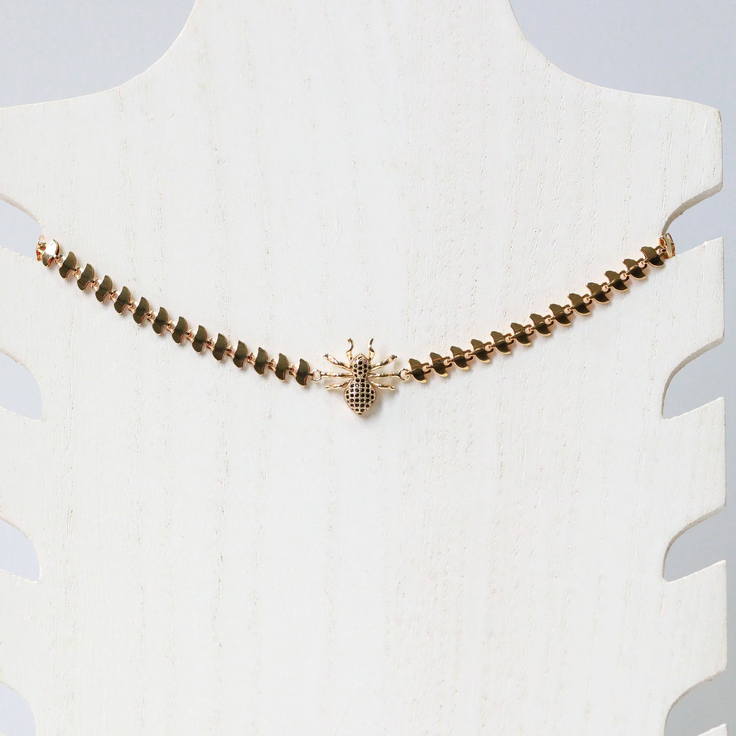 Sparkling Spider Choker - The Gilded Witch