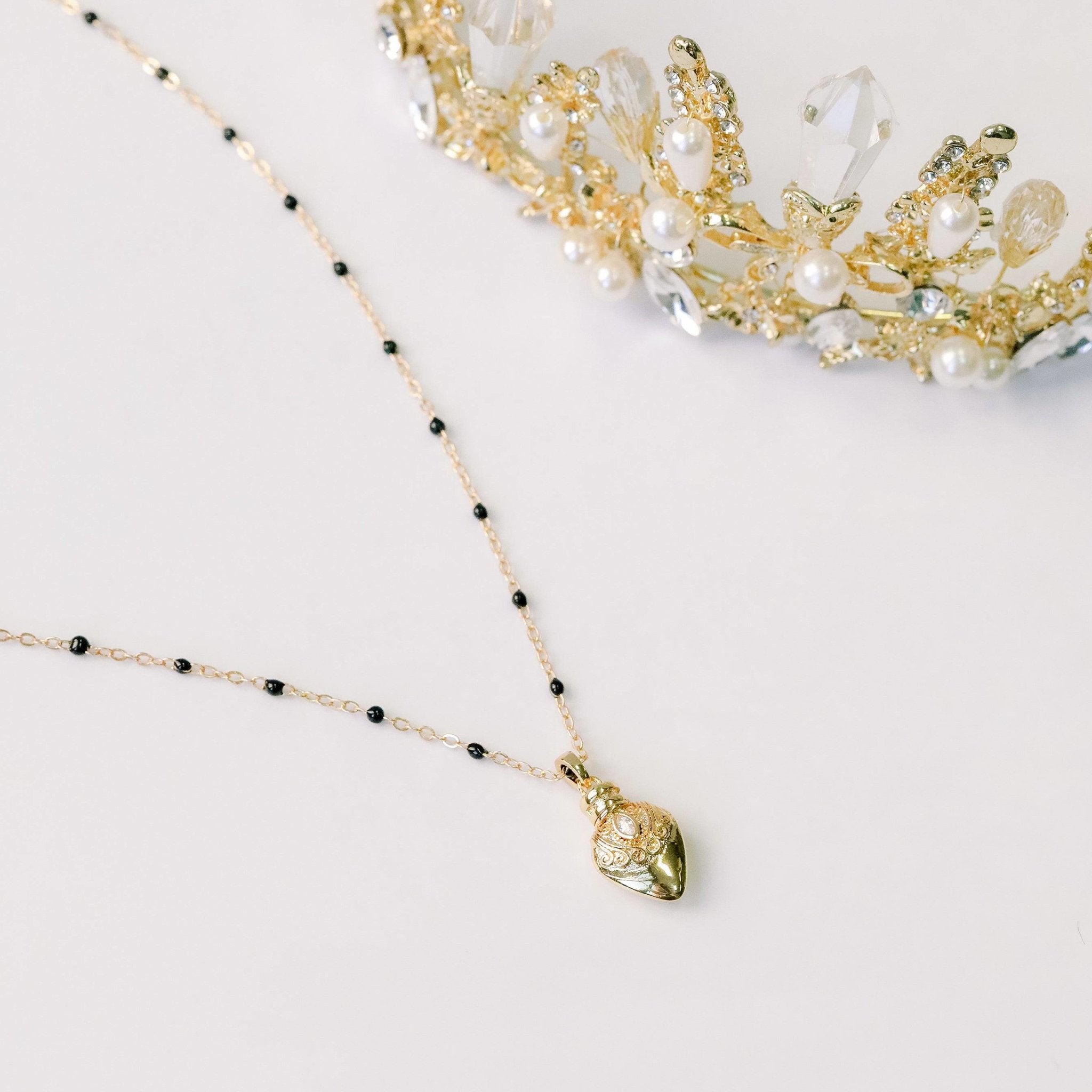 Apothecary Necklace - The Gilded Witch