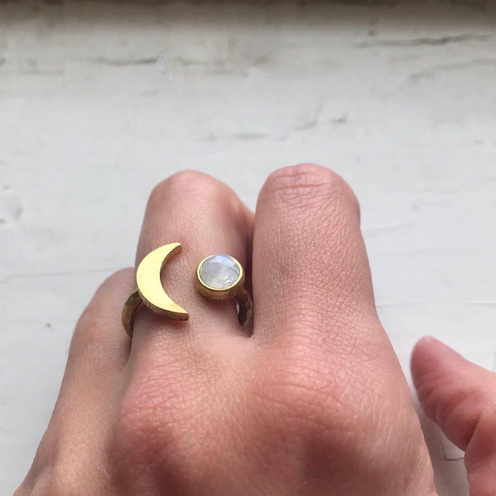 The Moon Goddess Ring - Rainbow Moonstone - The Gilded Witch